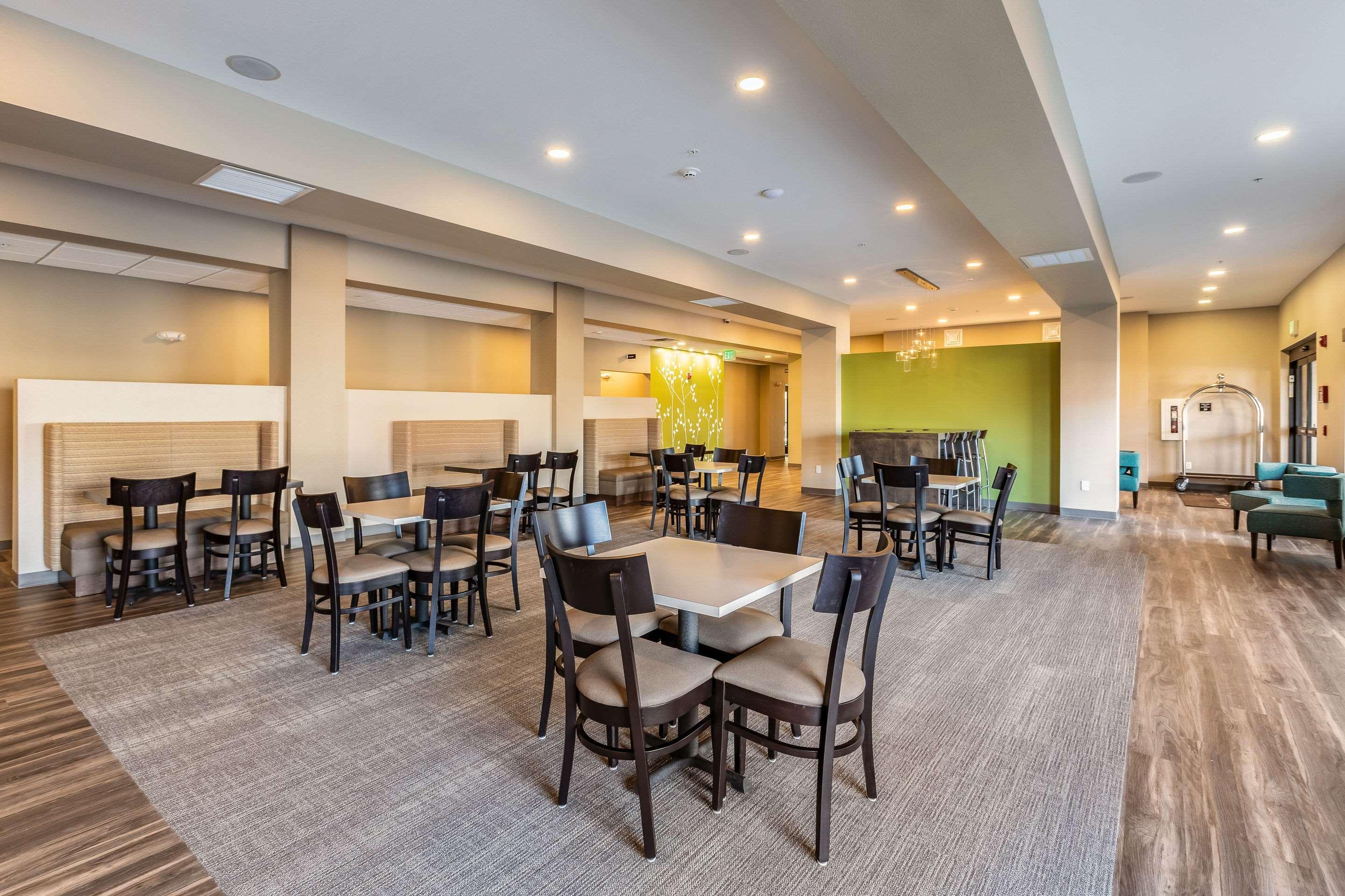 Sleep Inn & Suites Mt Hope Near Auction & Event Center Millersburg Kültér fotó